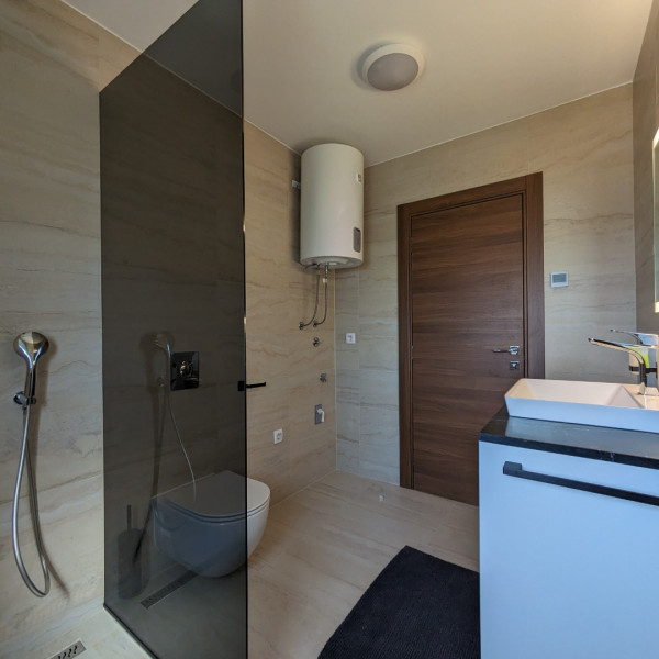 Bathroom / WC, Holiday Apartments in Suko&scaron;an "Seaside Serenity", "Seaside Serenity" Apartments Suko&scaron;an