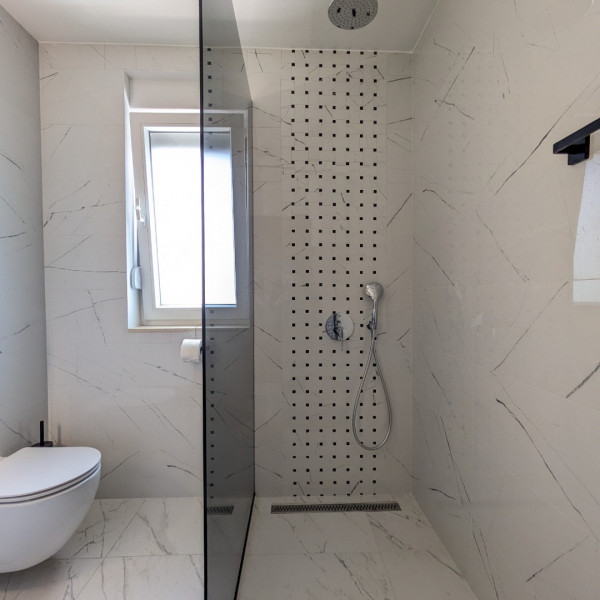 Bathroom / WC, Holiday Apartments in Suko&scaron;an "Seaside Serenity", "Seaside Serenity" Apartments Suko&scaron;an